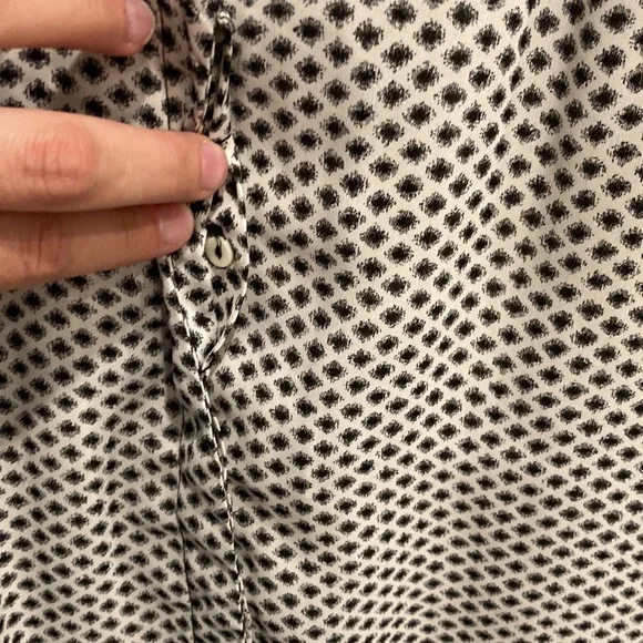 Patterned Blouse - Picture 4 of 8